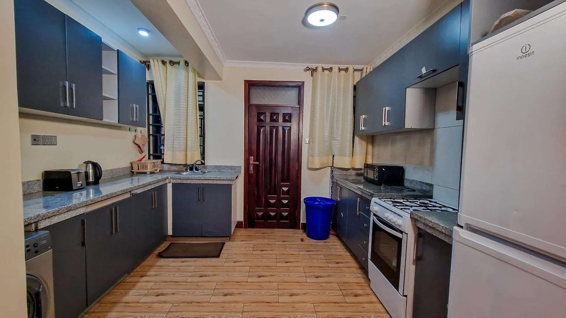 Betsy Homes Kampala 0*,